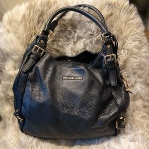 Like New Michael Kors Bedford Genuine Black Pebbled Soft Leather Shoulder Bag